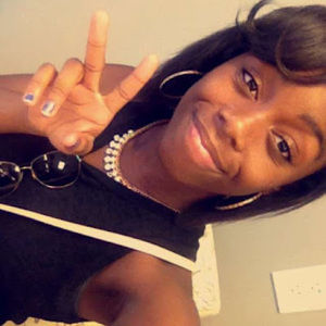 Meet your Posher, Toni